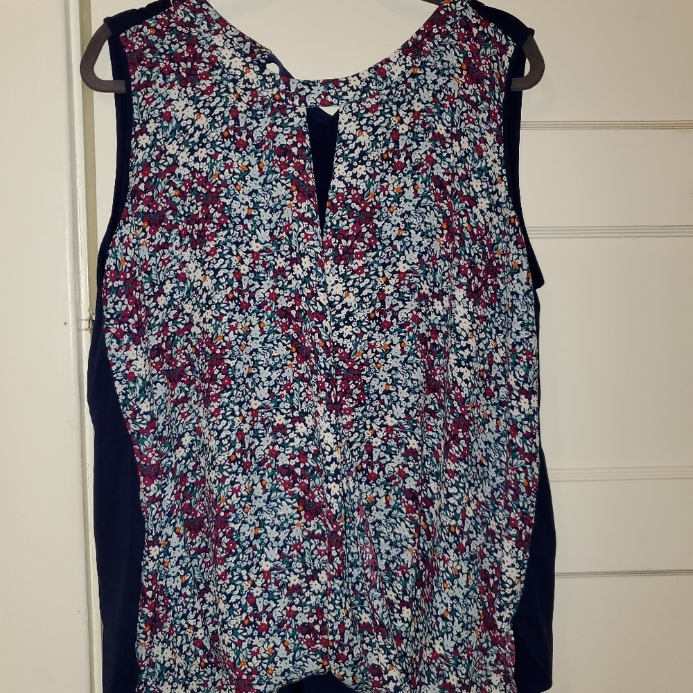 Stitch fix Dressy floral tank